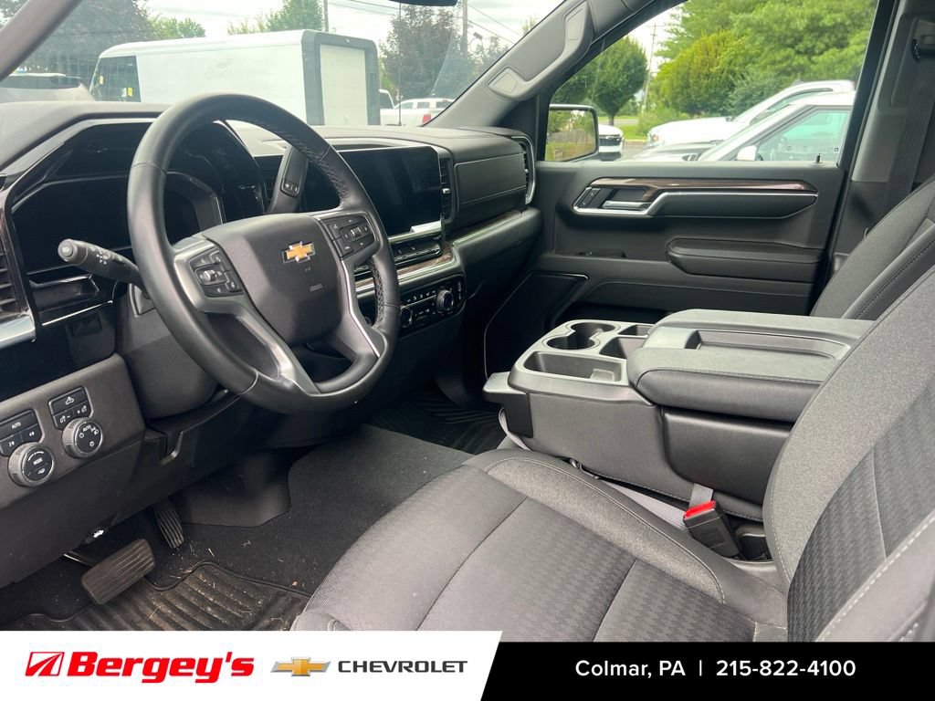 Certified 2023 Chevrolet Silverado 1500 LT AWD/4WD image 9