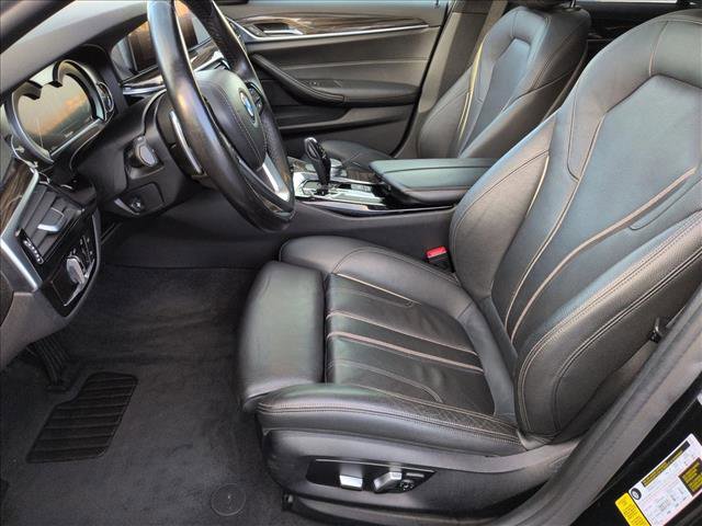 Used 2019 BMW 530i w/ Convenience Package image 17
