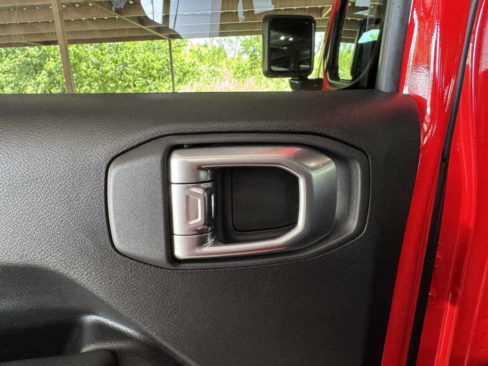 New 2026 Jeep Wrangler Unlimited Rubicon AWD/4WD image 28