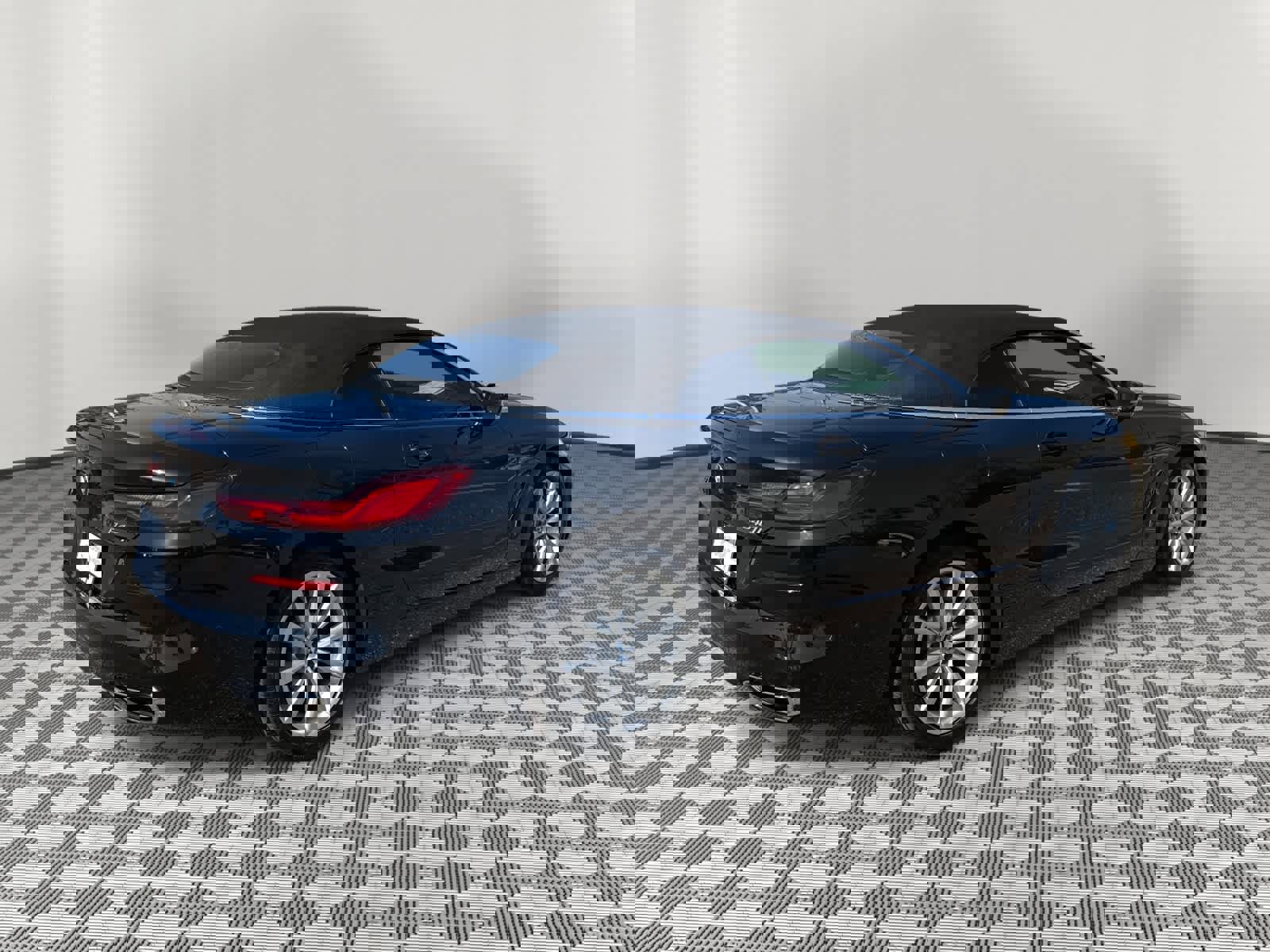 Used 2020 BMW 840i Convertible w/ Comfort Seating Package image 5