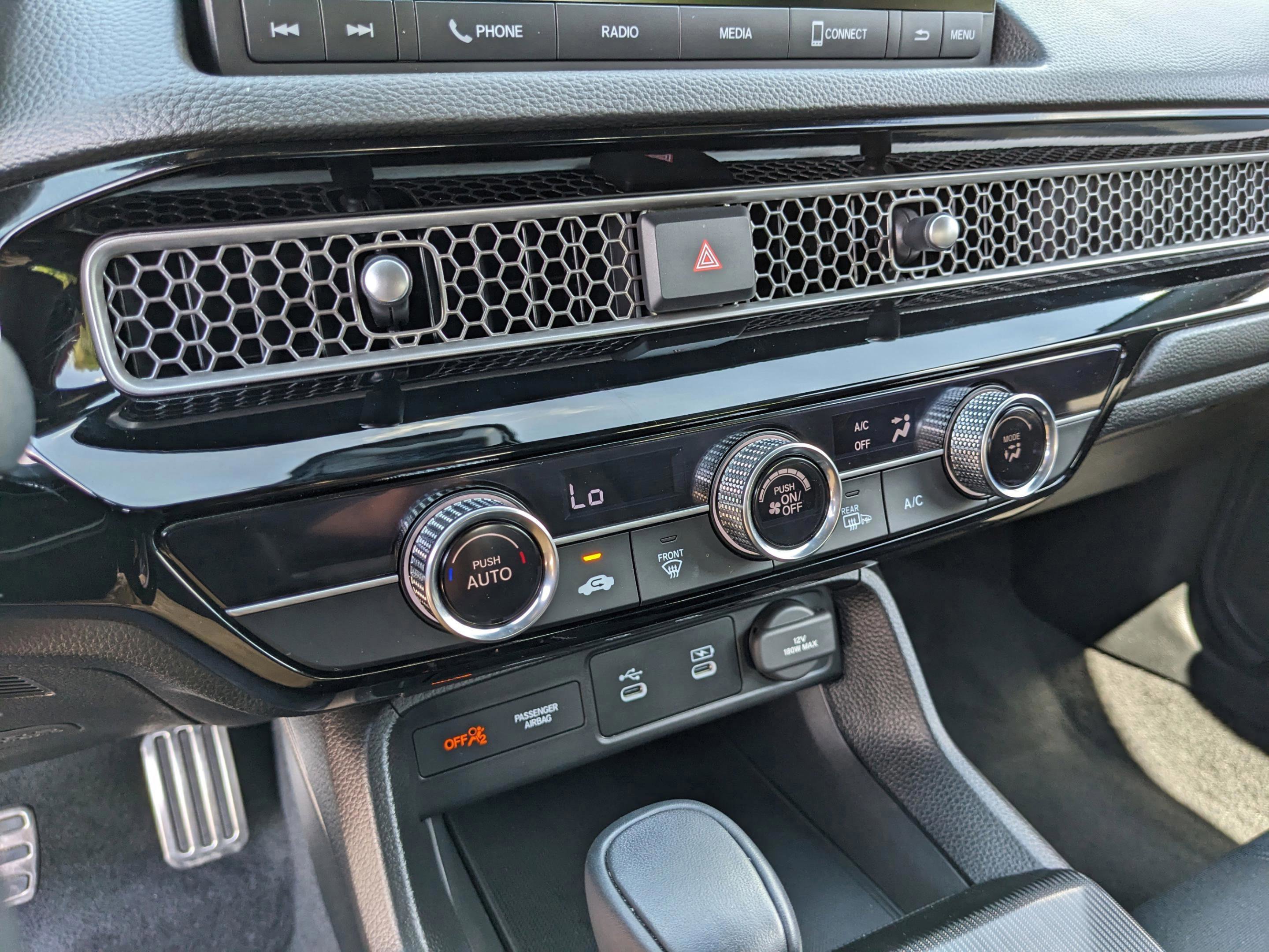 Used 2025 Honda Civic Sport image 15