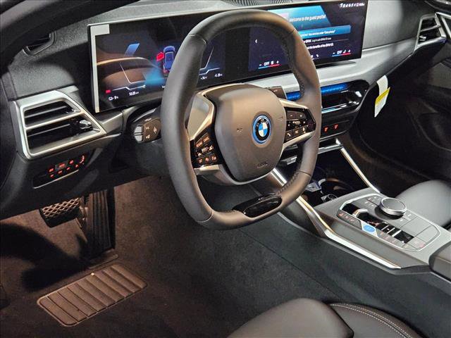 Certified 2025 BMW i4 eDrive40 w/ Premium Package RWD image 3