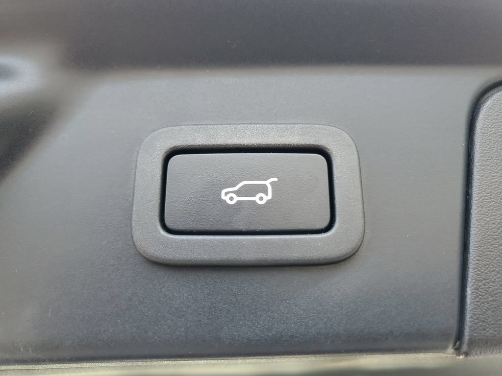 Used 2021 Land Rover Range Rover Velar R-Dynamic S AWD/4WD image 34