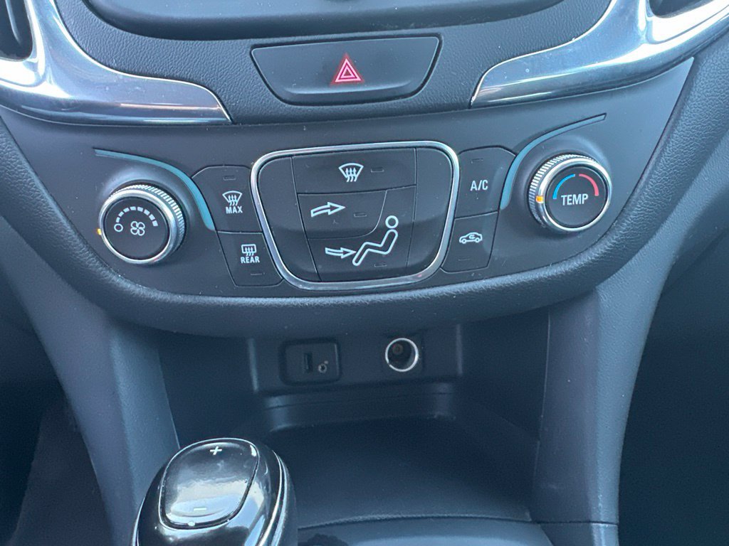 Used 2018 Chevrolet Equinox LT AWD/4WD image 46