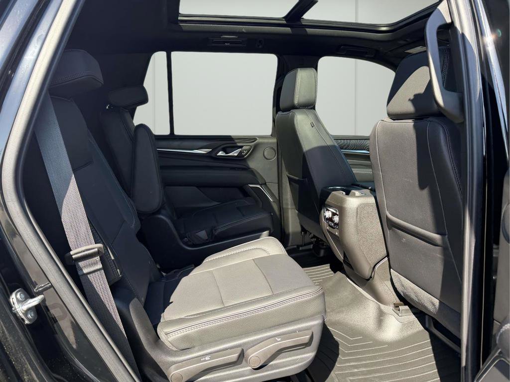 Used 2023 GMC Yukon Denali w/ LPO, Floor Liner Package AWD/4WD image 12