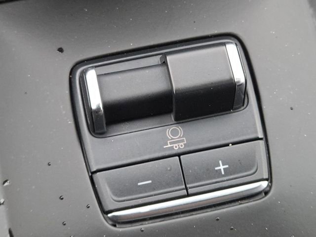 Used 2024 GMC Sierra 1500 Denali Ultimate image 10