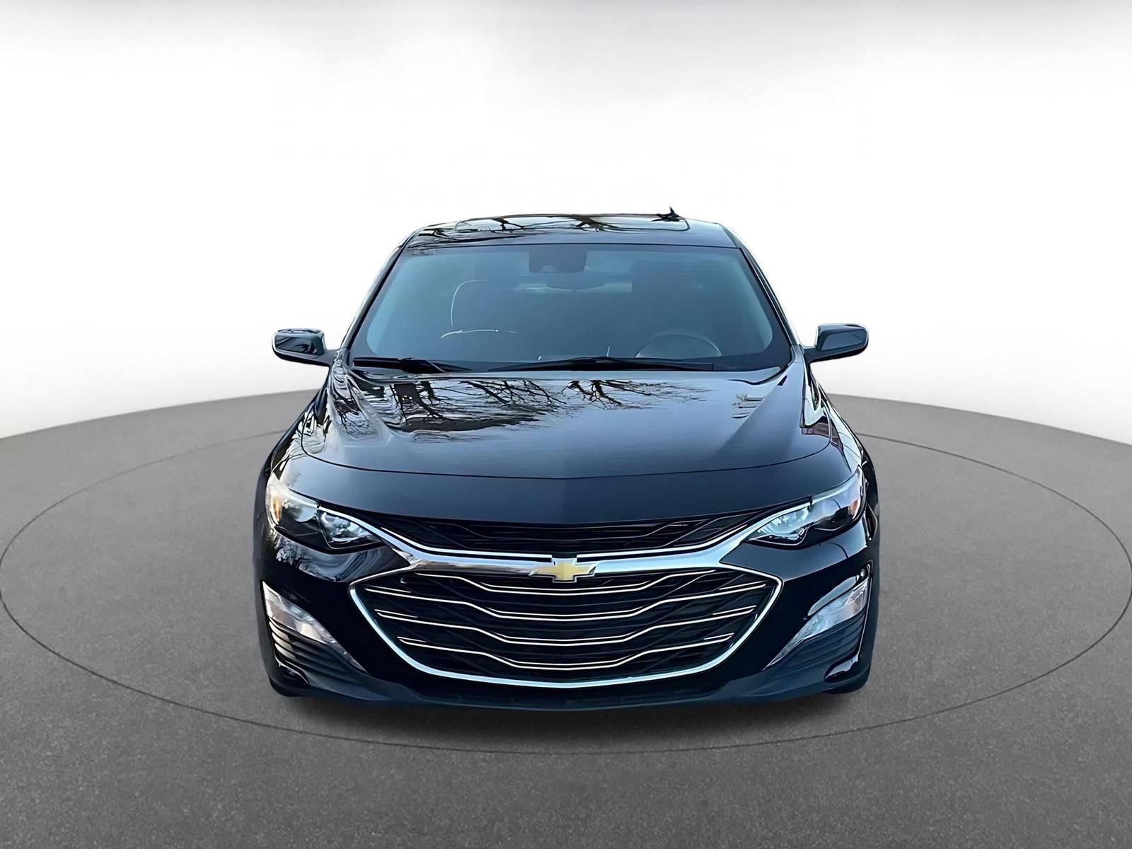 Used 2024 Chevrolet Malibu LT image 4