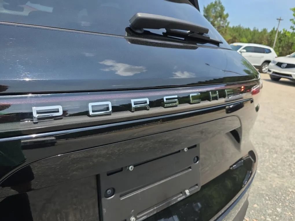 Used 2020 Porsche Cayenne AWD/4WD image 10
