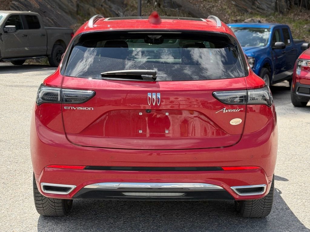 Used 2025 Buick Envision Avenir AWD/4WD image 4