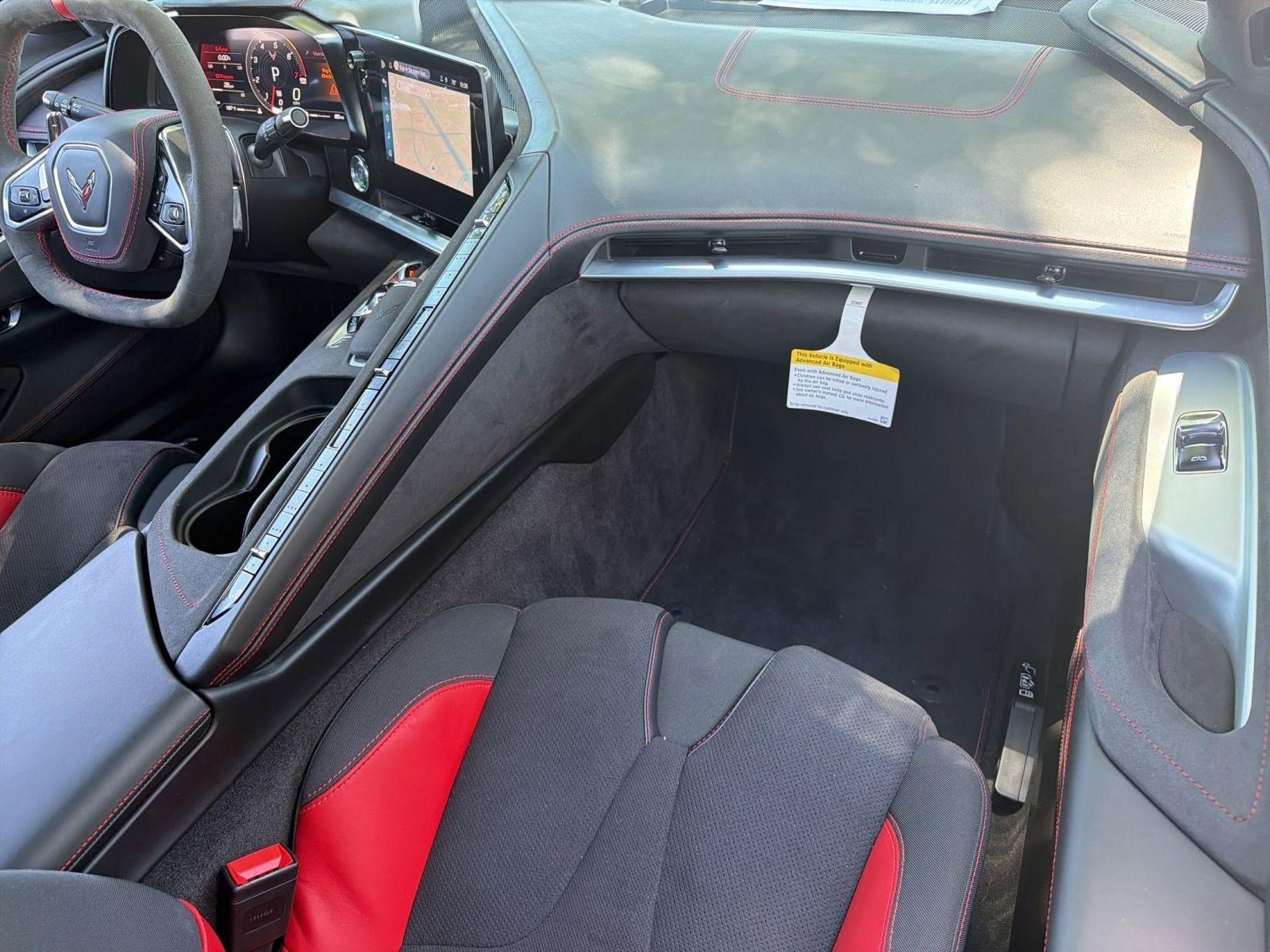 Certified 2025 Chevrolet Corvette Stingray Premium Conv w/ Z51 Performance Package RWD image 27