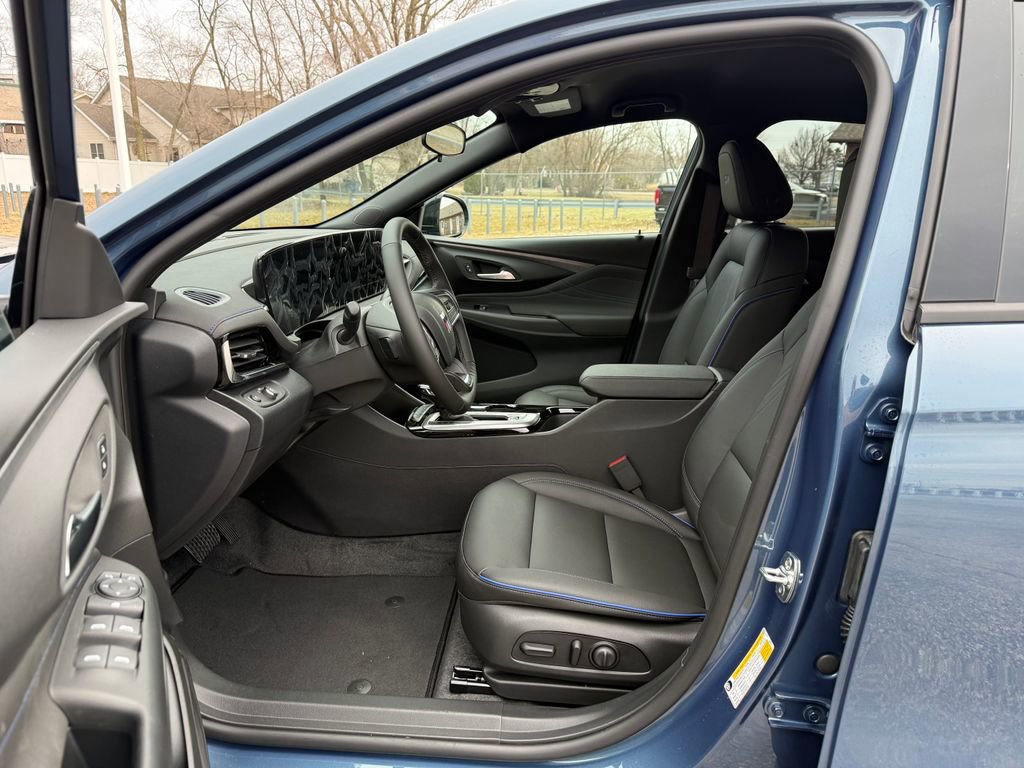 New 2026 Buick Envista Sport Touring w/ Convenience I Package image 13