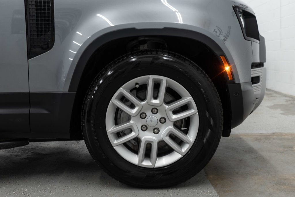 Used 2024 Land Rover Defender 110 S AWD/4WD image 38