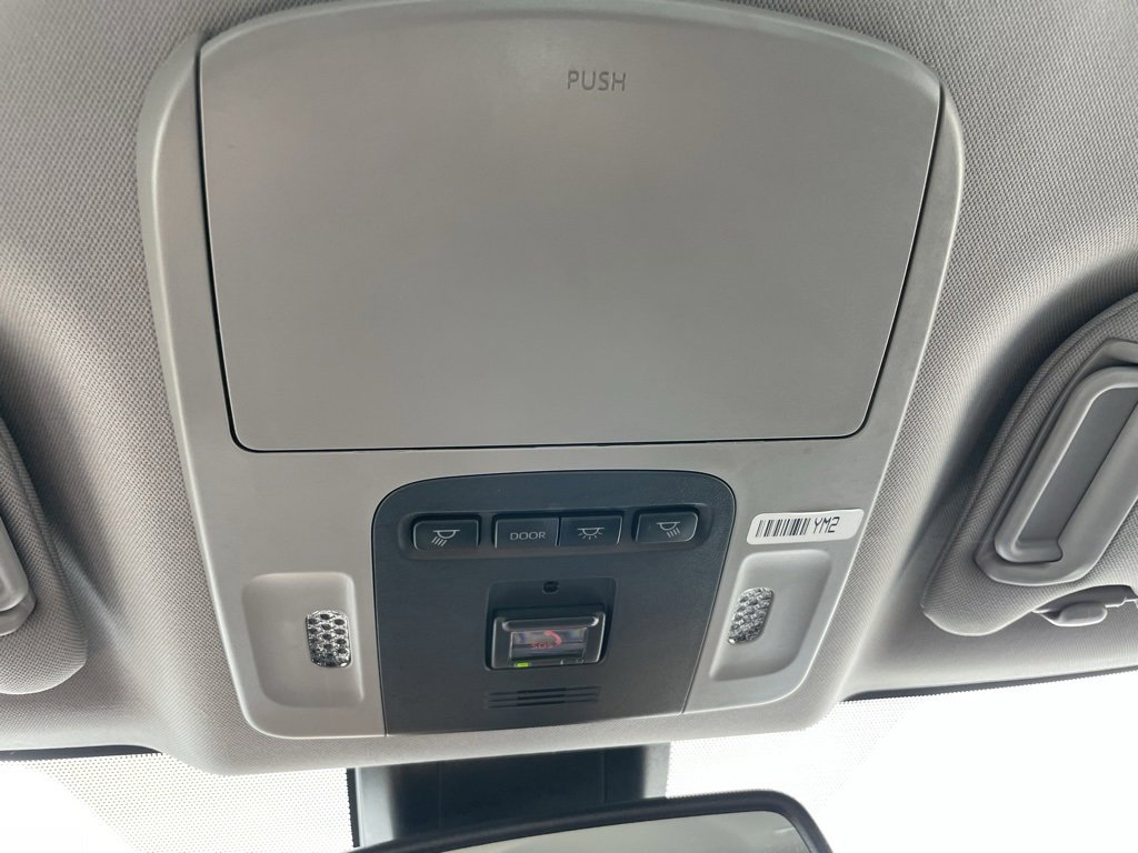 Used 2023 Toyota Camry XSE image 48