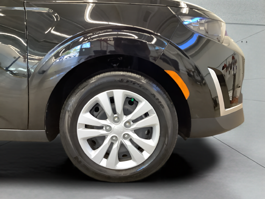 Certified 2023 Kia Soul LX FWD image 23
