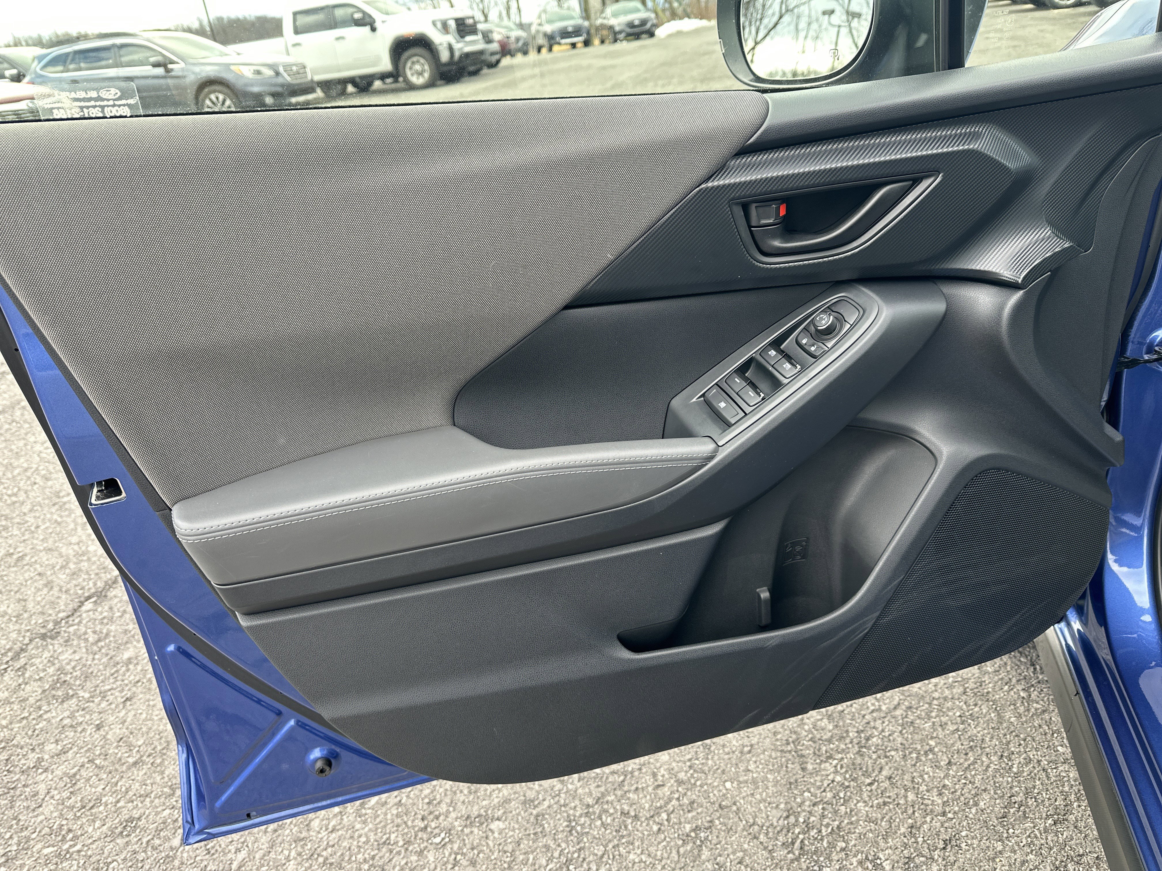 Certified 2025 Subaru Crosstrek 2.0i Premium image 15