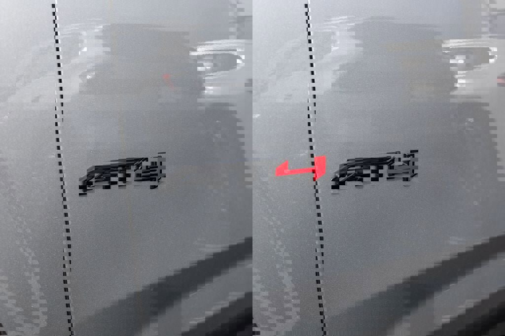 Used 2024 GMC Yukon AT4 w/ AT4 Premium Package image 10