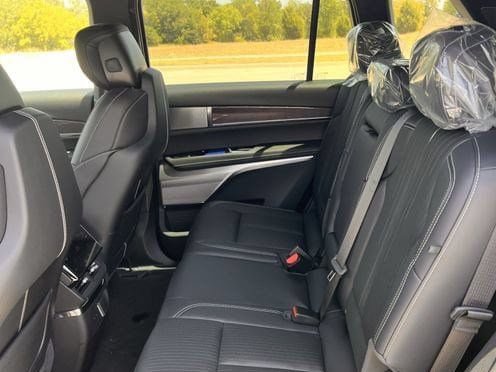 New 2027 Cadillac Vistiq Luxury AWD/4WD image 25