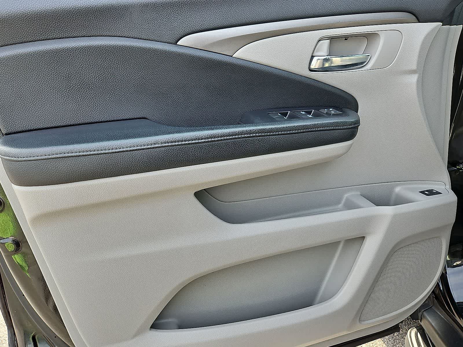 Used 2018 Honda Pilot EX-L image 28