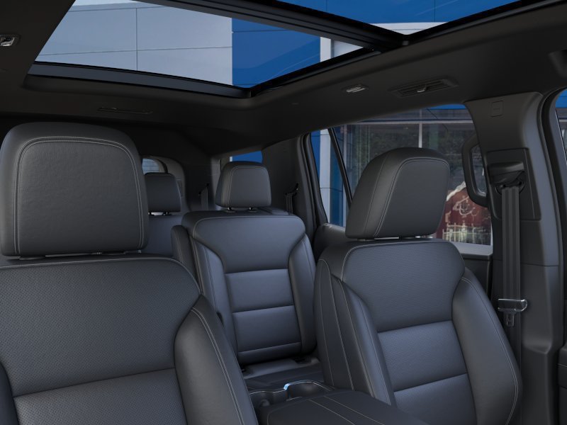 New 2027 Chevrolet Traverse High Country w/ LPO, Floor Liner Package AWD/4WD image 24
