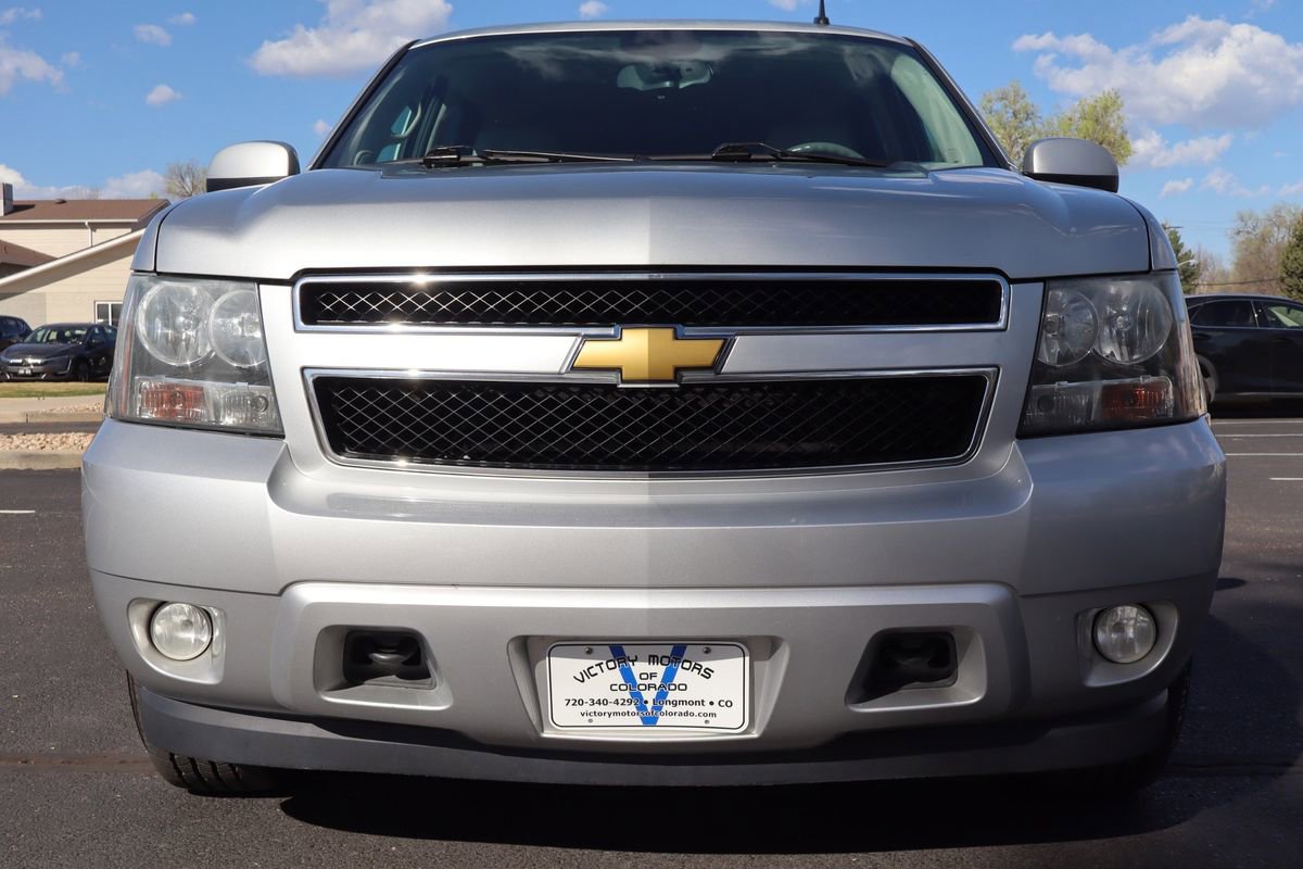 Used 2013 Chevrolet Suburban LT image 13