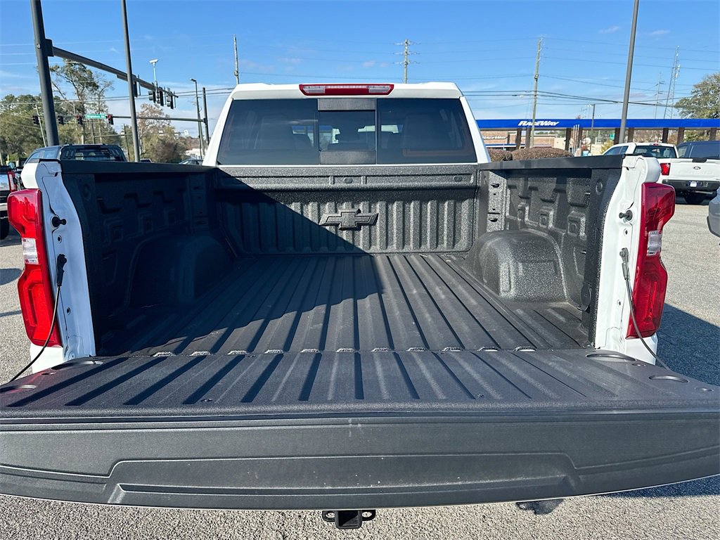 Used 2025 Chevrolet Silverado 1500 LT Trail Boss w/ Convenience Package II image 16