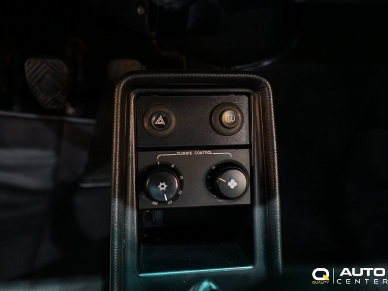 Used 1987 Porsche 911 Carrera RWD image 30