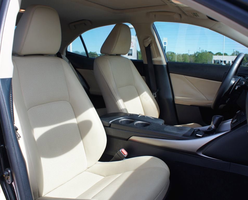 Used 2015 Lexus IS 250 w/ Navigation System Package RWD image 25