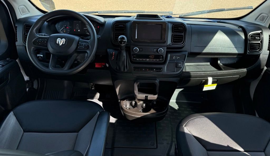 Used 2025 RAM ProMaster 2500 w/ Convenience Group FWD image 2