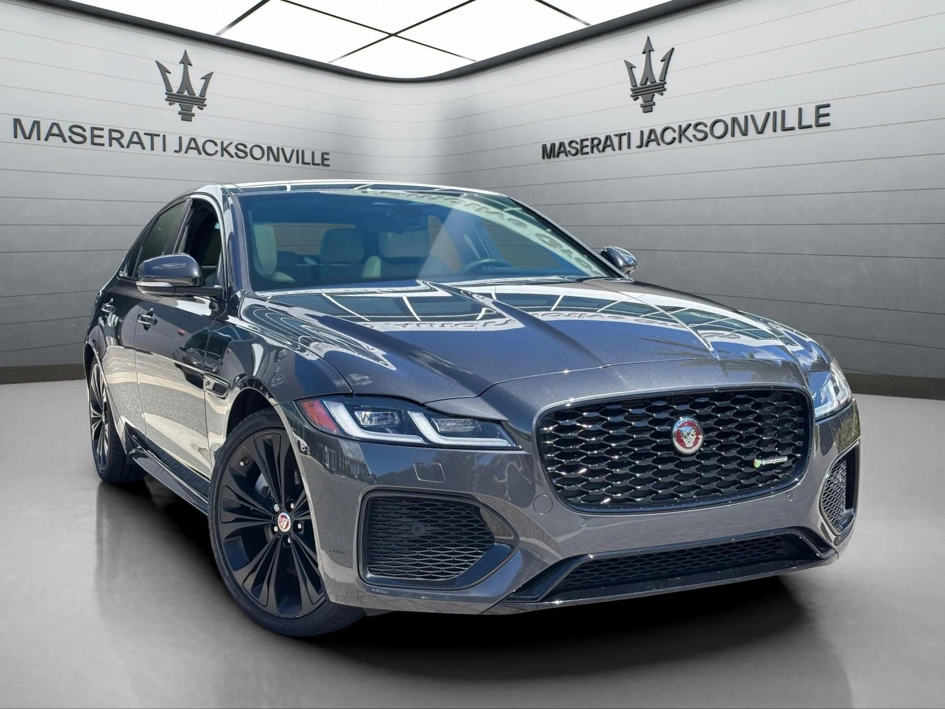Used 2022 Jaguar XF R-Dynamic SE