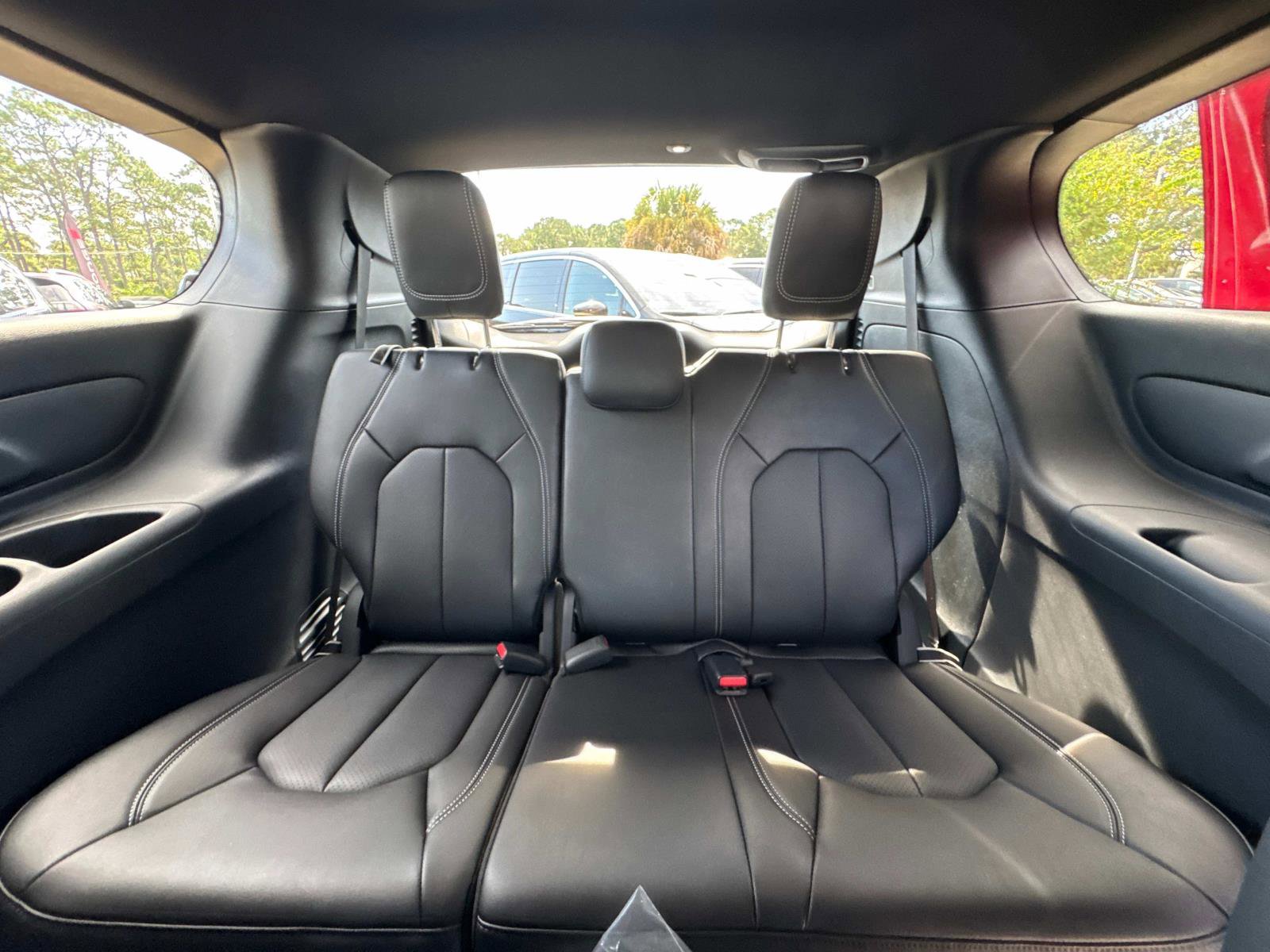 New 2026 Chrysler Pacifica Select image 14
