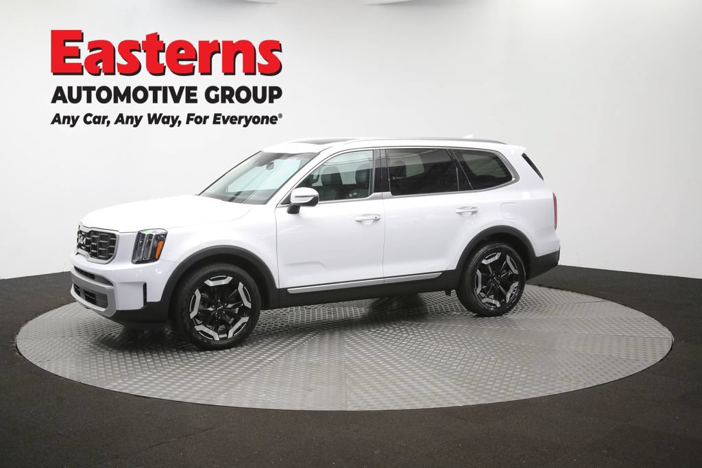 Used 2025 Kia Telluride S FWD image 62