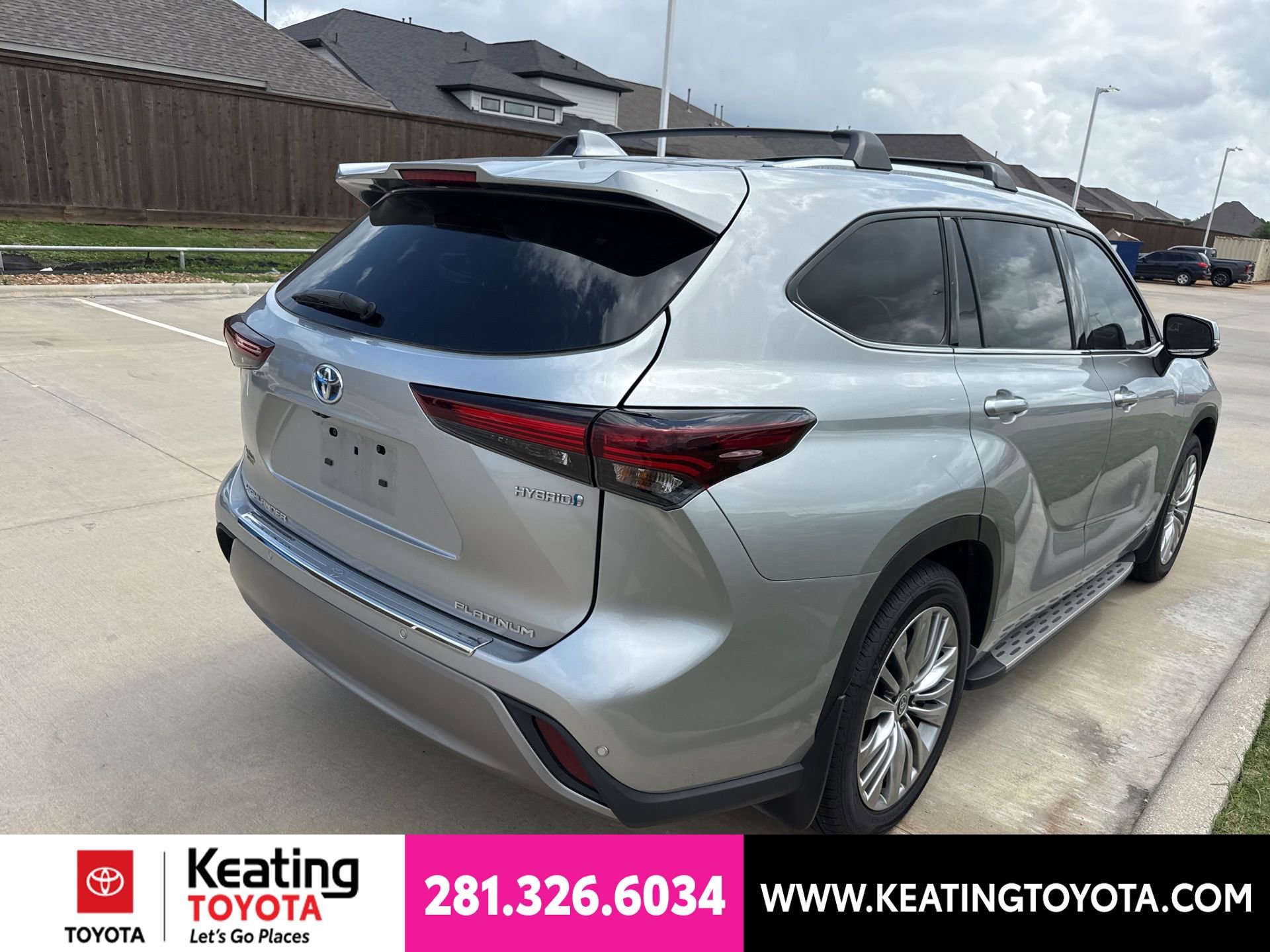 Used 2024 Toyota Highlander Platinum AWD/4WD image 7