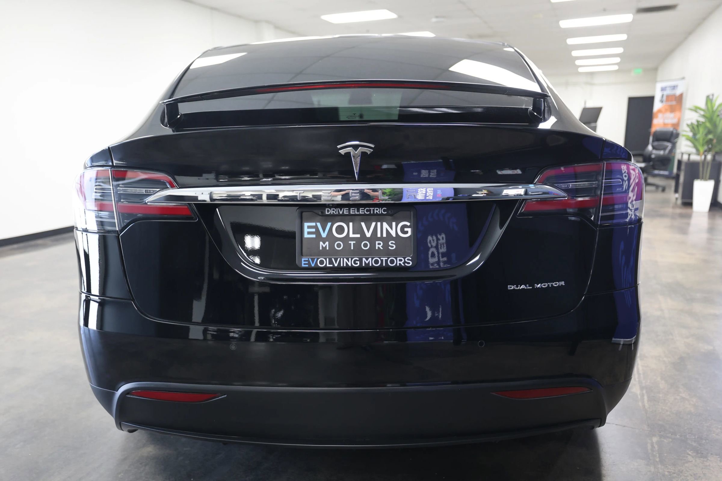 Used 2019 Tesla Model X Long Range AWD/4WD image 8
