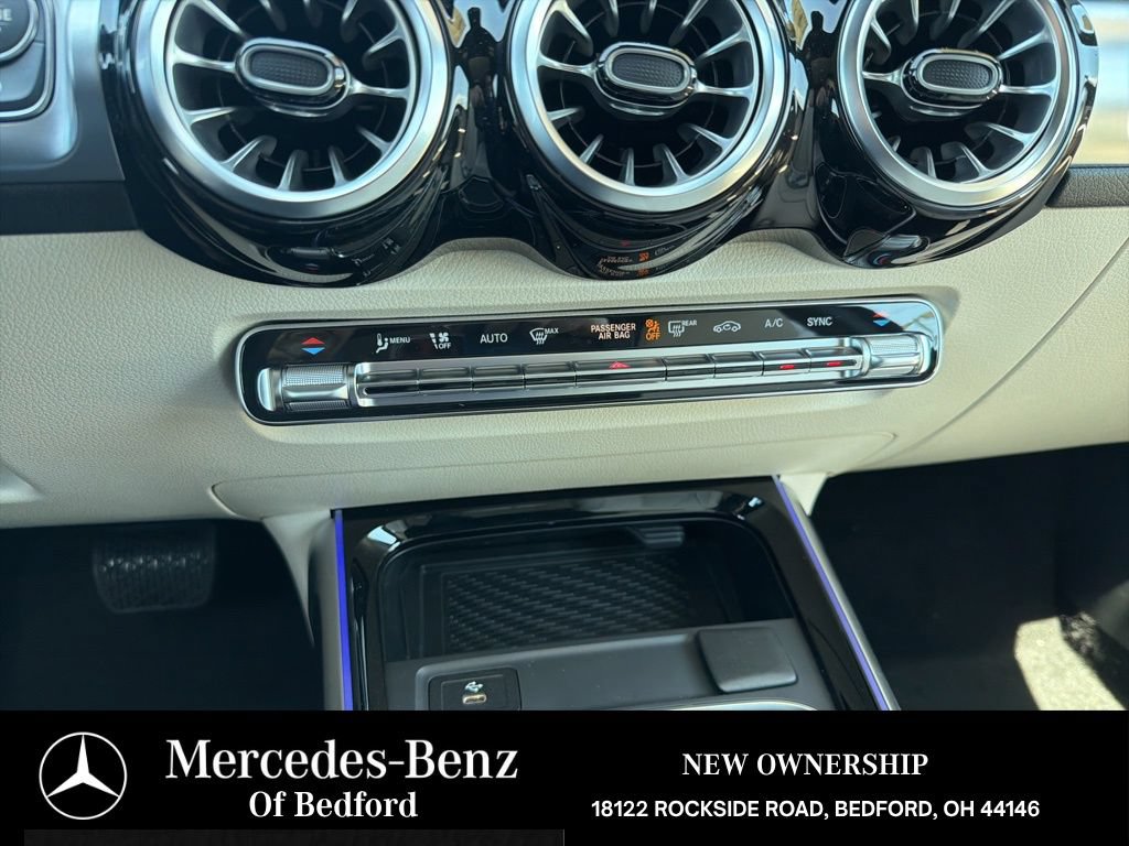 New 2026 Mercedes-Benz GLB 250 4MATIC image 16