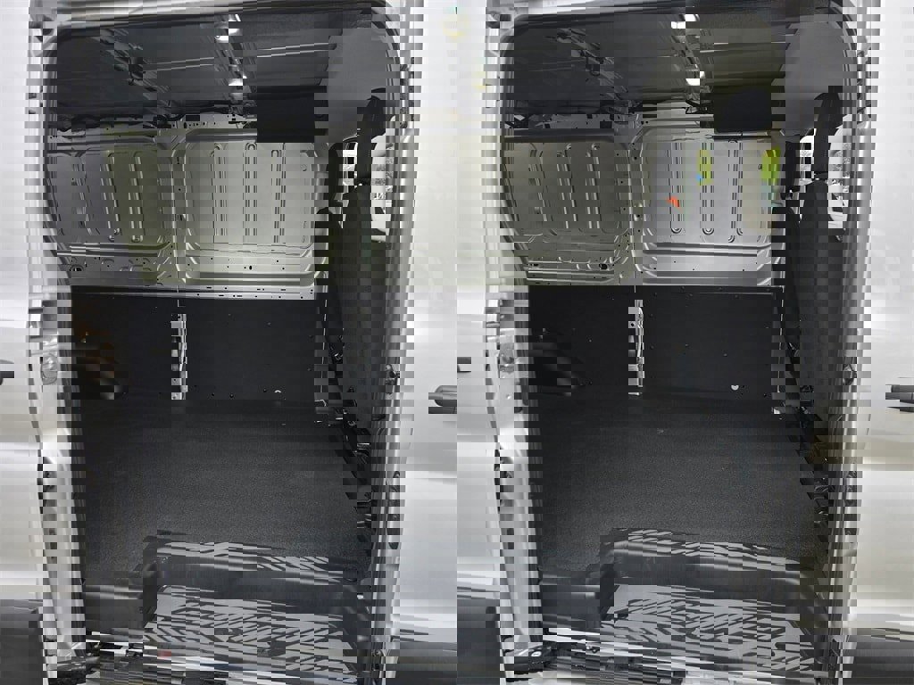 Used 2023 Ford E-Transit Low Roof image 10