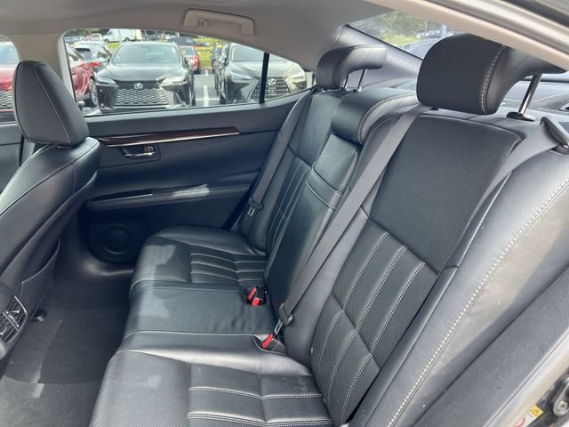 Used 2017 Lexus ES 350 w/ Luxury Package FWD image 21