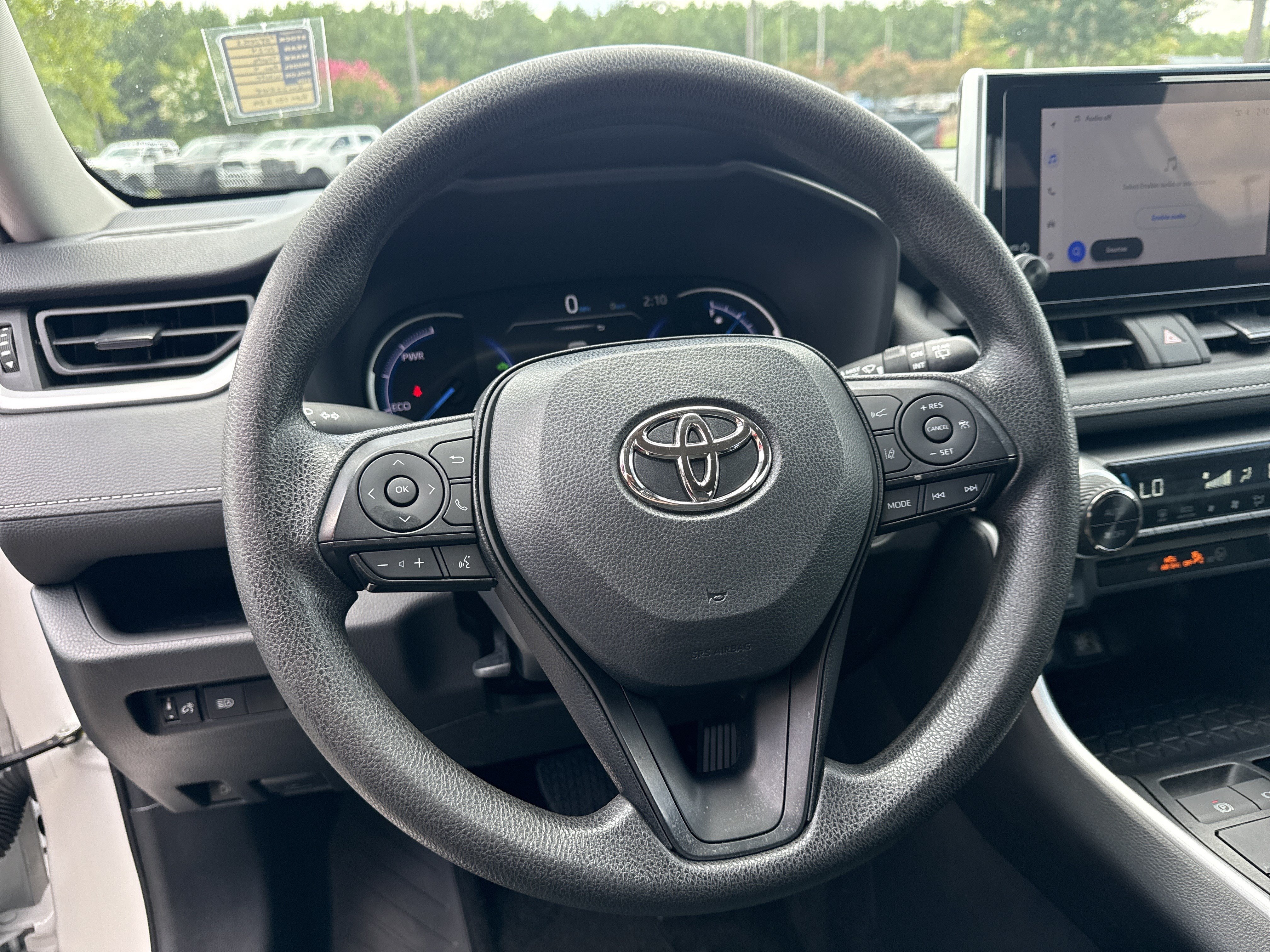 Used 2024 Toyota RAV4 XLE AWD/4WD image 22