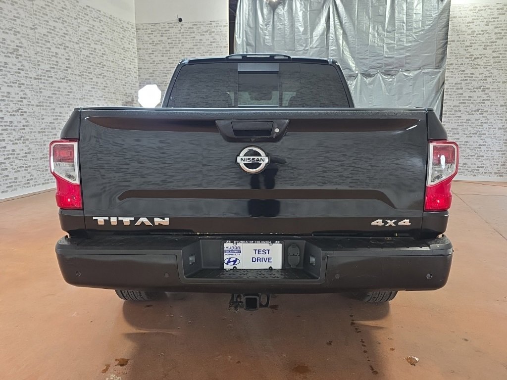 Used 2021 Nissan Titan S w/ S Utility Package image 5