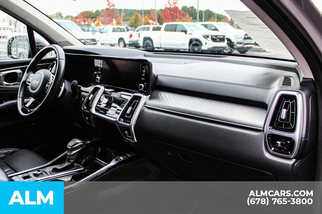 Used 2023 Kia Sorento SX image 27