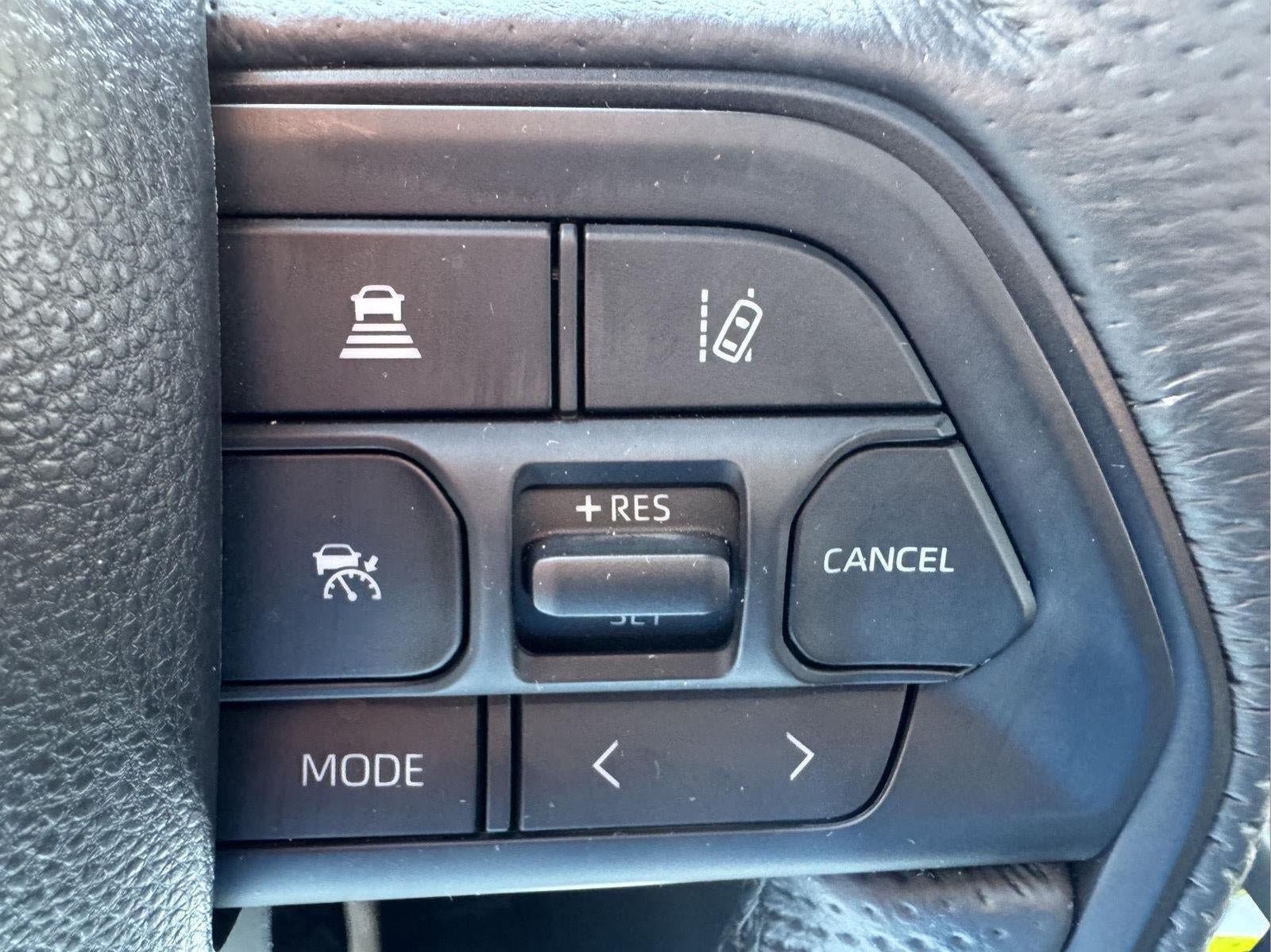 Used 2025 Toyota Tundra TRD Pro AWD/4WD image 14