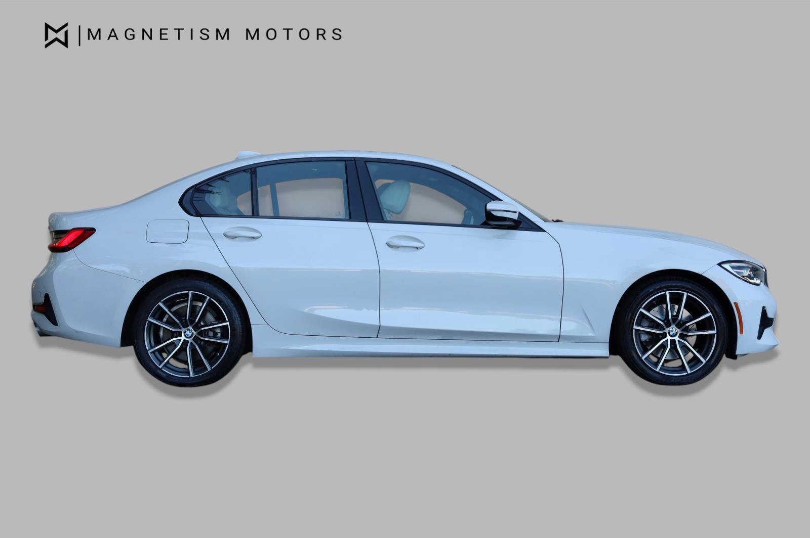 Used 2022 BMW 330i Sedan w/ Driving Assistance Package RWD image 3