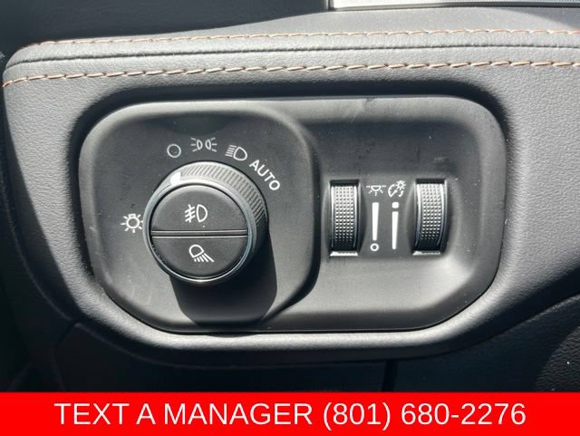 New 2026 RAM 1500 Tungsten w/ Trailer Tow Group AWD/4WD image 32