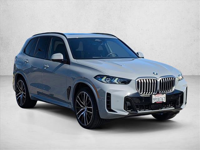 Certified 2025 BMW X5 sDrive40i w/ M Sport Package image 3