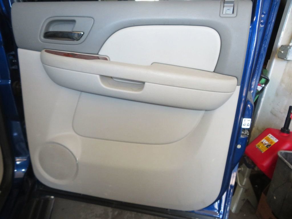 Used 2013 GMC Sierra 2500 SLT w/ SLT Convenience Package image 30