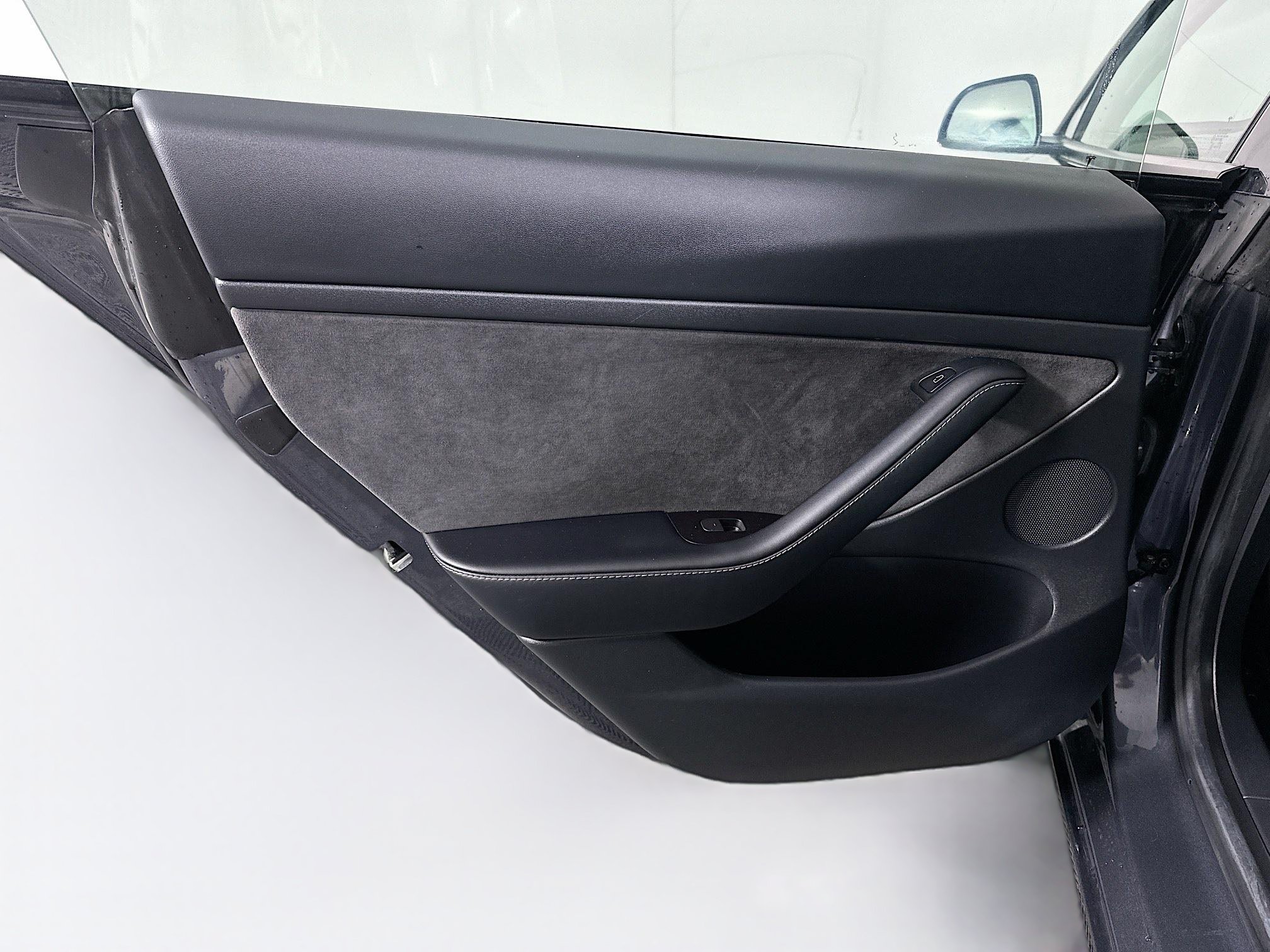 Used 2021 Tesla Model 3 Standard Range Plus RWD image 25