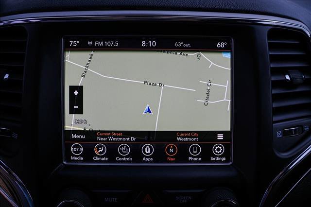Used 2018 Jeep Grand Cherokee Overland AWD/4WD image 18