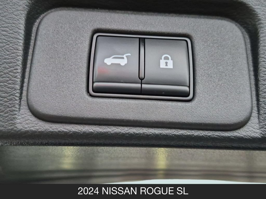 Certified 2024 Nissan Rogue SL FWD image 25