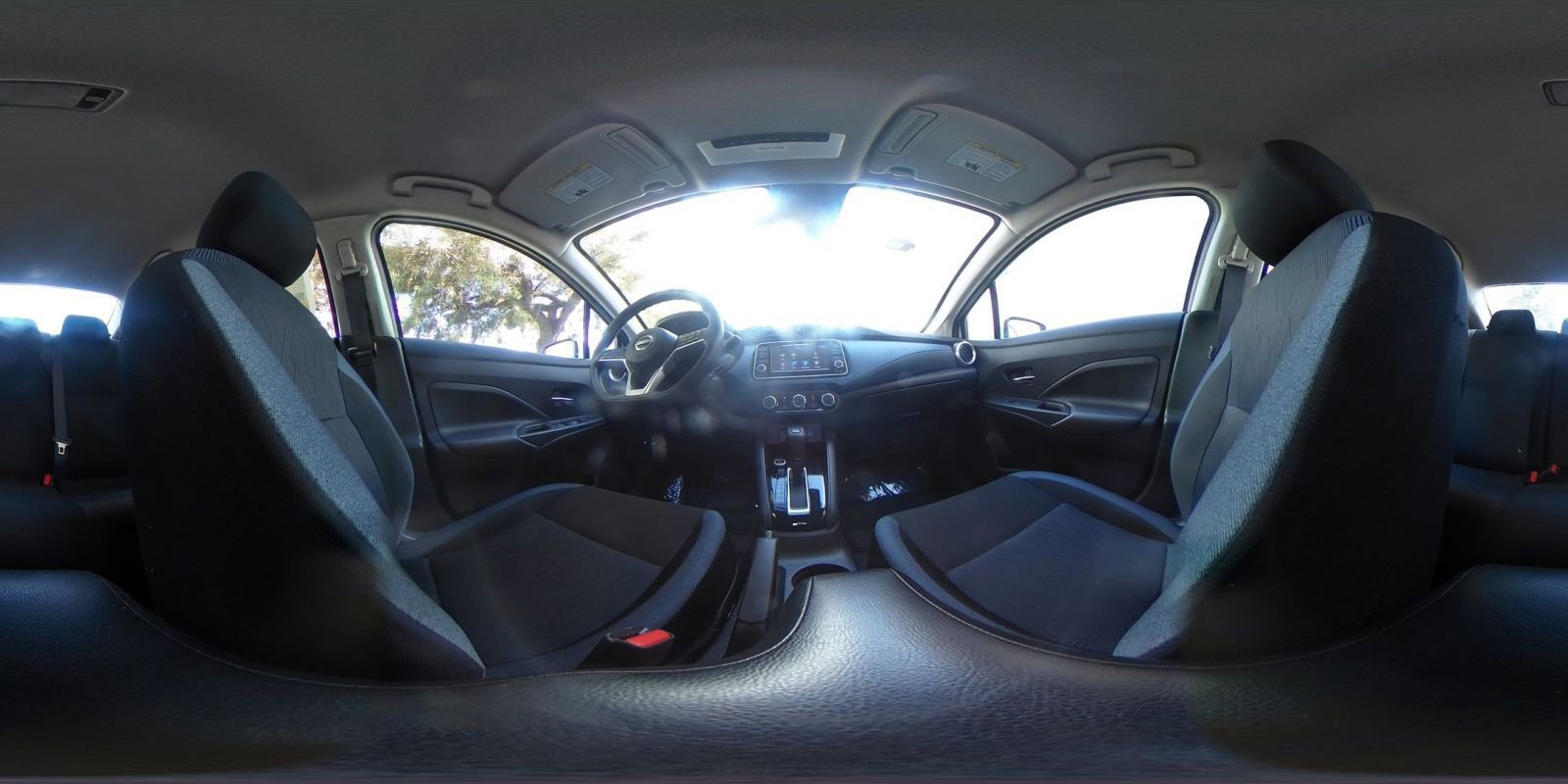 Used 2025 Nissan Versa SV image 41