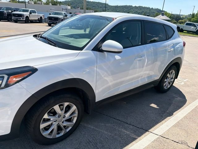 Used 2021 Hyundai Tucson SE AWD/4WD image 2