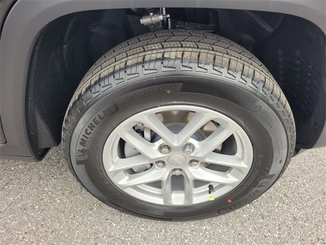 New 2025 Jeep Grand Cherokee Laredo X image 16